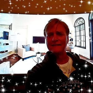 Meet your Posher, Todd